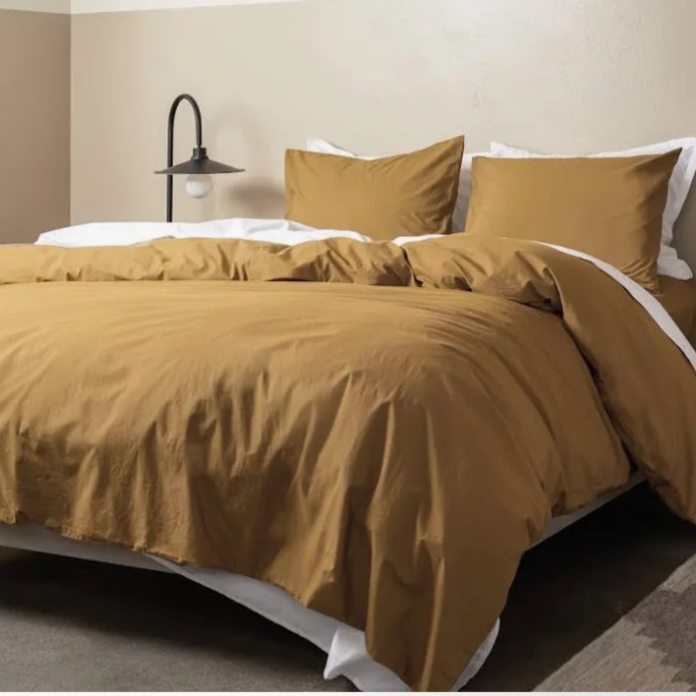 PARACHUTE Percale Duvet Cover in Honey size King  / cal King  New w tags
